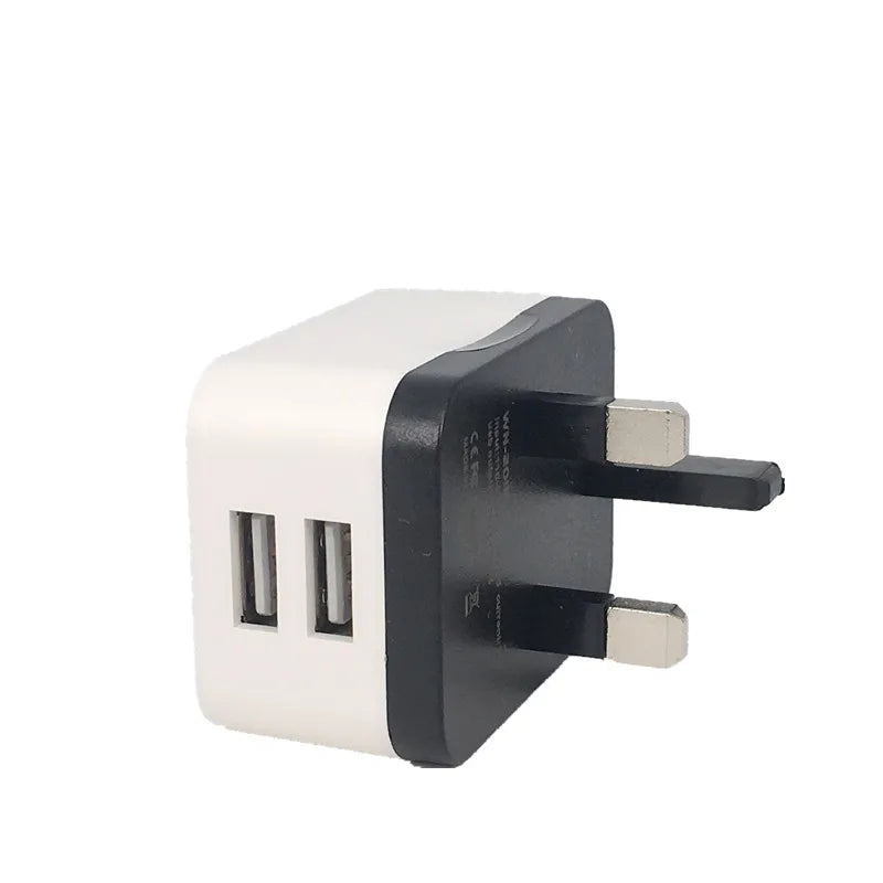 PowerGlobe – Adaptador Universal para Viajes Internacionales con 2 Puertos USB