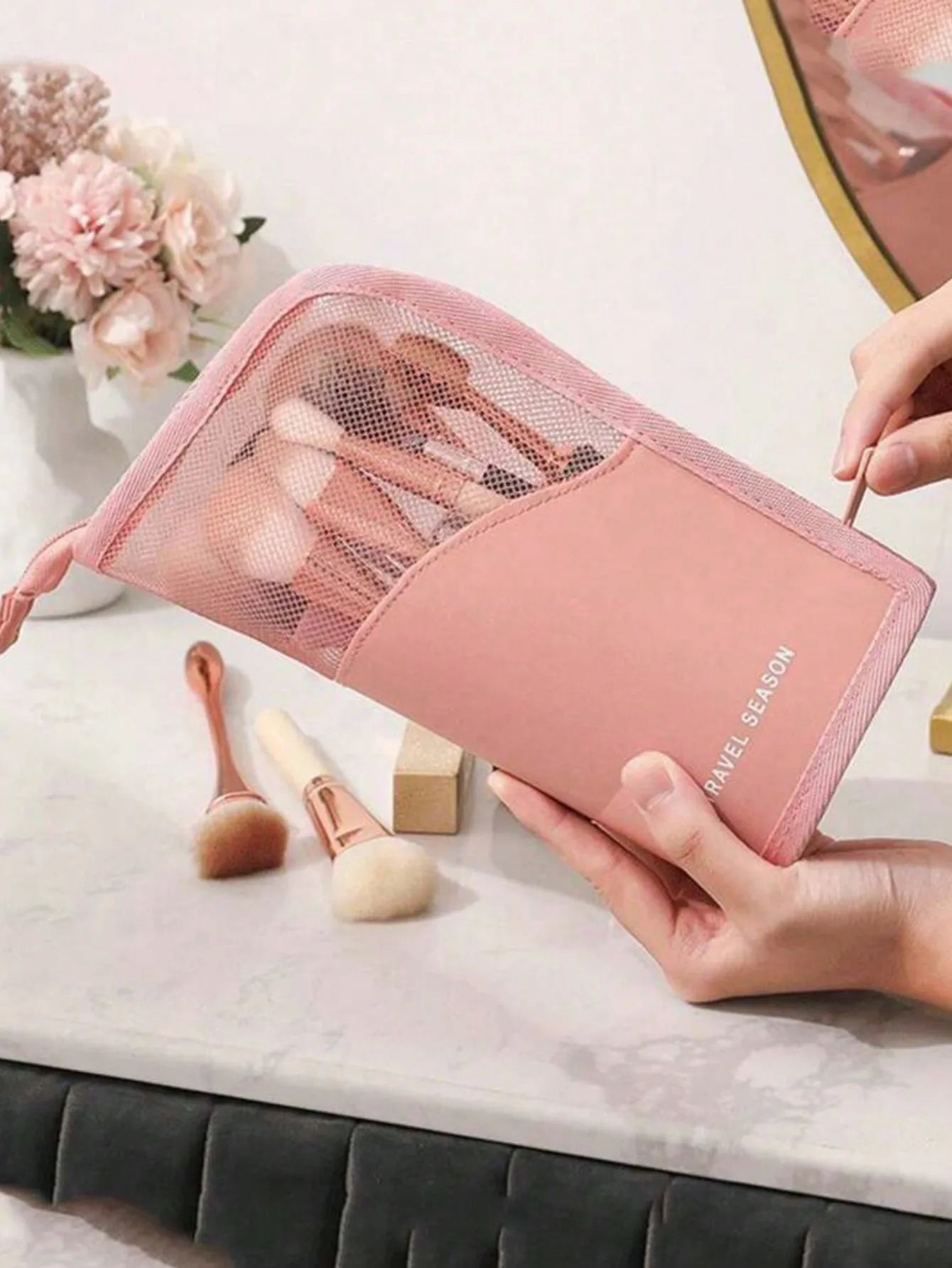 CosmoGo – Travel Makeup Bag