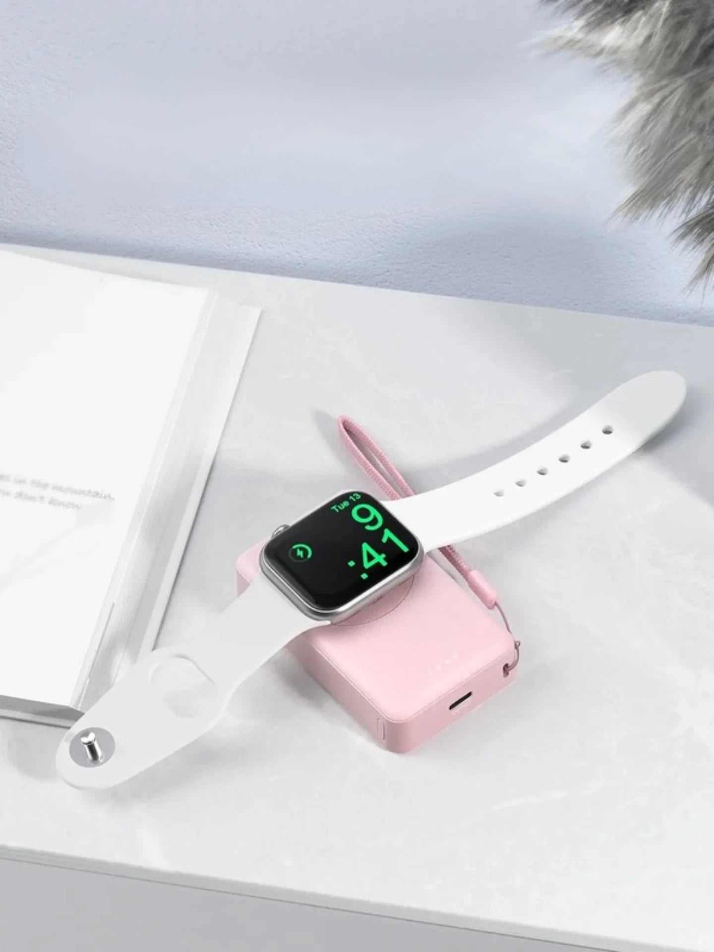 ChargeMate Pro - Apple Watch Portable Charger